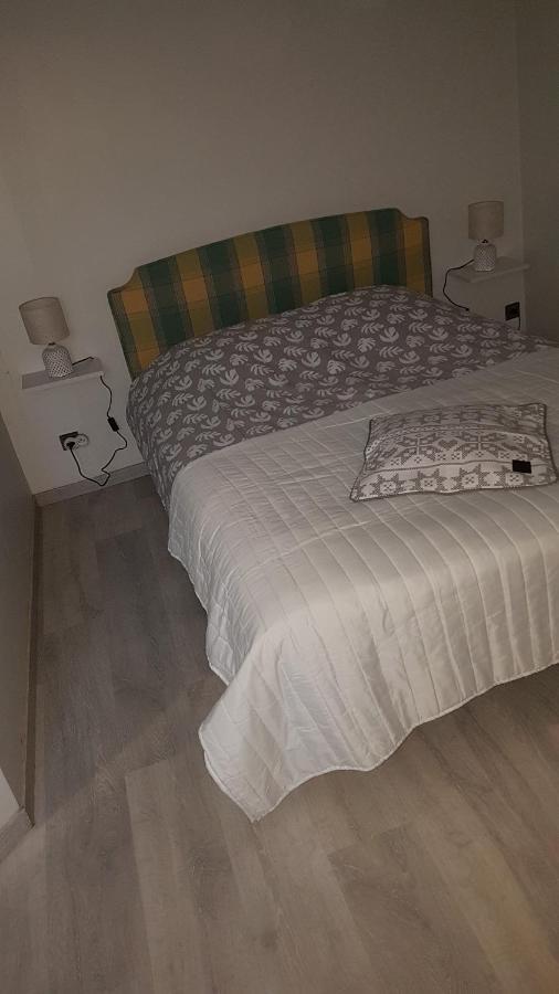 Gite La P'Tite Louise Les Riceys Exteriör bild