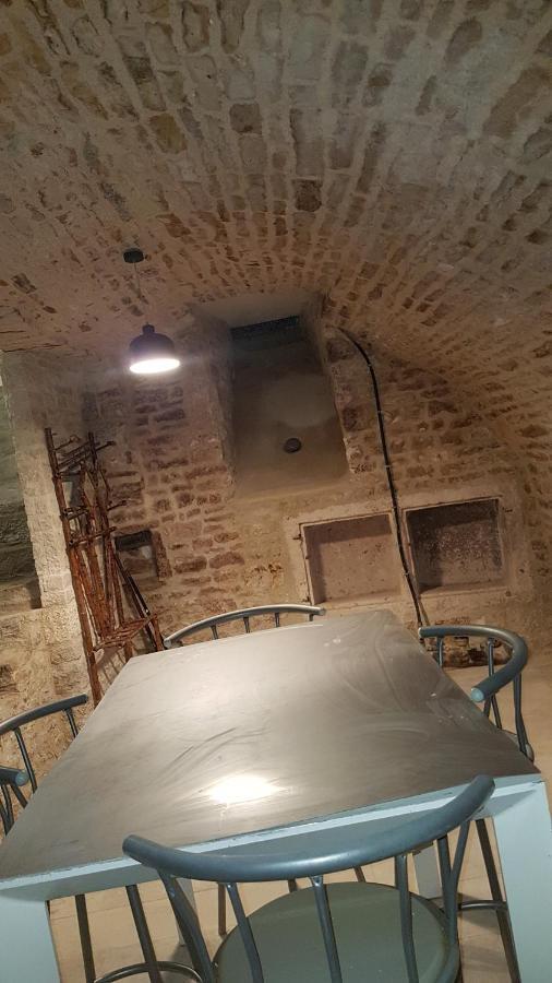 Gite La P'Tite Louise Les Riceys Exteriör bild